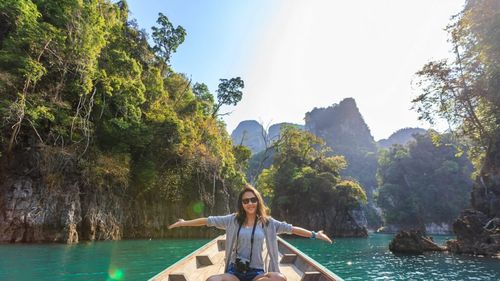 Cum pot evita problemele cei care au intoleranță la gluten când își petrec vacanța în străinătate.  Ghidul de călătorie pentru boala celiacă