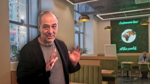 VIDEO | De la funcție de conducere în cadrul unei companii IT de top la un business în HoReCa / Bogdan Irina: „Ne adresăm unui segment de piață care își dorește să mănânce mai sănătos și să aibă opțiuni de masă rapide”