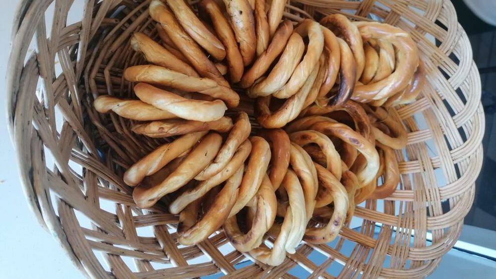 Covrigii de Buzău, cârnaţii de Pleşcoi sau vinul de Pietroasele, vedetele Târgului „Toamna Buzoiană”