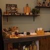 „Nonna maxxing”, trendul prin care Generația Z redescoperă gătitul acasă / Mai puține comenzi, mai multe rețete de familie și mese pregătite în tihnă