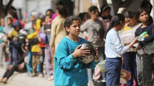 Raport ONU: 19% din hrana produsă la nivel global, irosită / 783 de milioane de oameni suferă de foamete cronică / Situația din România