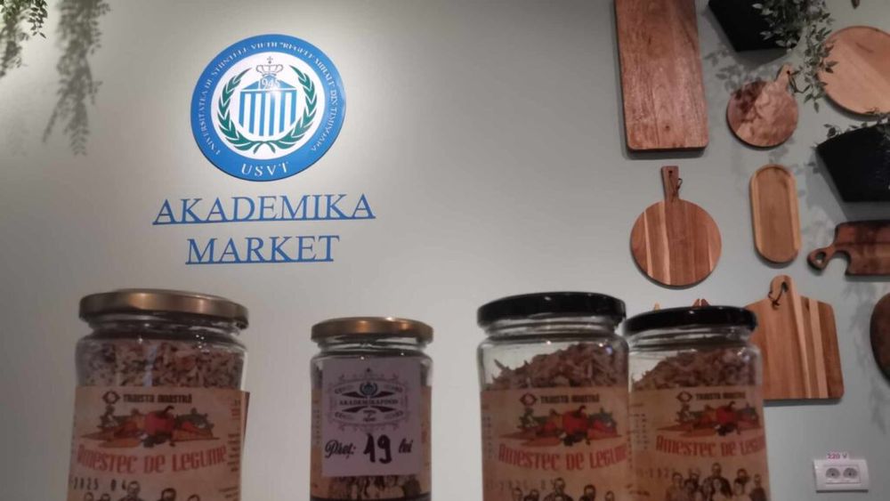 FOTO Akademica Market, băcănia cu produse bio a Universității de Științele Vieții din Timișoara. Marfa provine de pe terenurile și fermele universității