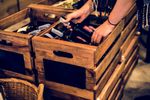 Producătorii de vin scapă de garanția de 250.000 de lei. Guvernul a modificat regulile pentru antrepozite, înainte de a fi demis prin moțiune de cenzură