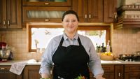 INTERVIU | Cum să începi să gătești ca să devină o pasiune/ Laura Laurențiu (blogger culinar): Cred că relația cu bucătăria e una intimă, pentru fiecare însemnând ceva diferit. Pentru cei mai norocoși, printre care mă număr și eu, e o bucurie
