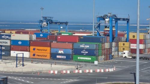 Toate drumurile intens circulate din portul Constanța, asfaltate până la campania agricolă de recoltare