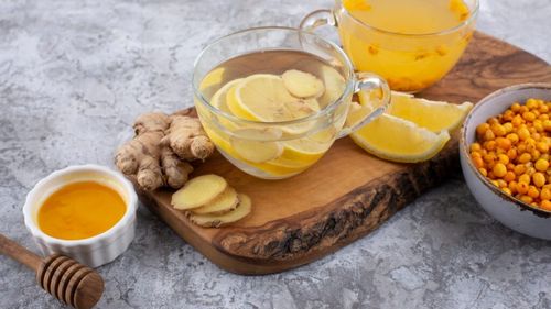 Ai mâncat prea mult? Iată patru băuturi care îți pot calma stomacul / Ajută la digestie și la senzația de ușurare a stomacului