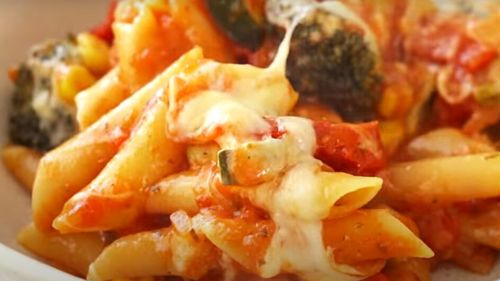 Paste cu legume, o rețetă delicioasă și rapidă pentru un prânz ușor / Totul într-o singură cratiță, gata în 20 de minute