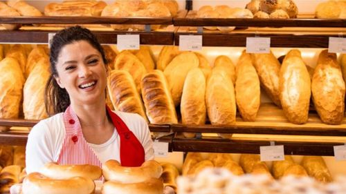 Finanțări nerambursabile de până la 40.000 de euro pentru cine deschide magazine alimentare în localitațile mici care tind să se depopuleze, oferite de administrația din regiunea Lombardia (Milano)