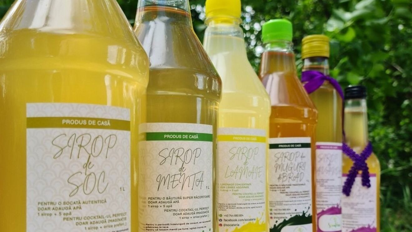 Socateria: Un inginer de 25 de ani din Sibiu și-a deschis afacere alături de familia sa. „Siropul de soc era mereu prezent pe masa familiei noastre de când mă știu”