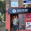 Reacția studenților după ce Radu Savopol, ownerul 5 to go, le-a dat să guste ness cu Pepsi: „Mulți uită de ce este așa iubită cafeaua”