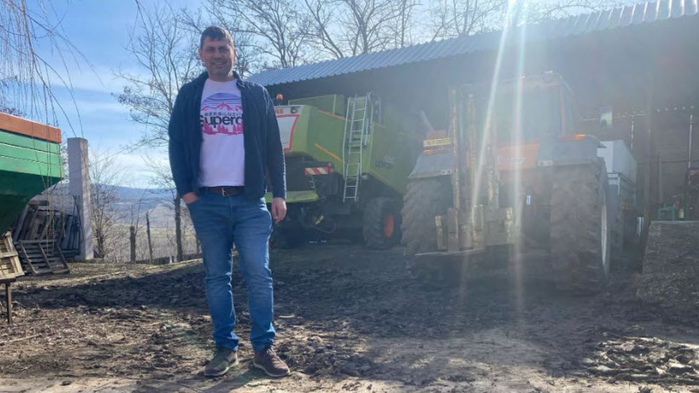 Marius Dumitrașcu, fermier în Vaslui, a revenit după 18 ani acasă, unde își dezvoltă o afacere în agricultură: „În România încă este loc să te dezvolți și chiar foarte repede” / A meritat reîntoarcerea? „O spun cu litere mari: „D” și „A”!”