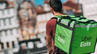 Uber Eats revine în România, conform Financial Times
