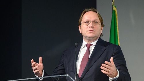 POLITICO: Avizarea lui Olivér Várhelyi, propunerea Ungariei pentru funcția de comisar european pentru sănătate și bunăstarea animalelor, amânată până miercuri