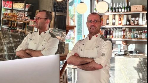 INTERVIU Chef Stephane Mora, care cândva i-a gătit lui Michael Jackson: „Eu am lucrat, am suferit, am abandonat, am revenit, am zâmbit, am plâns, dar asta face parte din proces” / În România este greu, deoarece mulți patroni de restaurant nu vin din domeniu