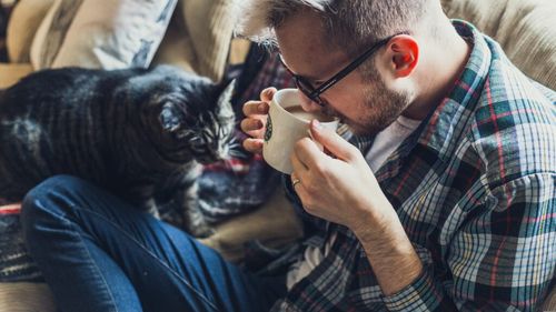 Băutura de dimineață care ar putea reduce stresul, potrivit unui studiu / Cât ar trebui să consumi pentru efecte benefice