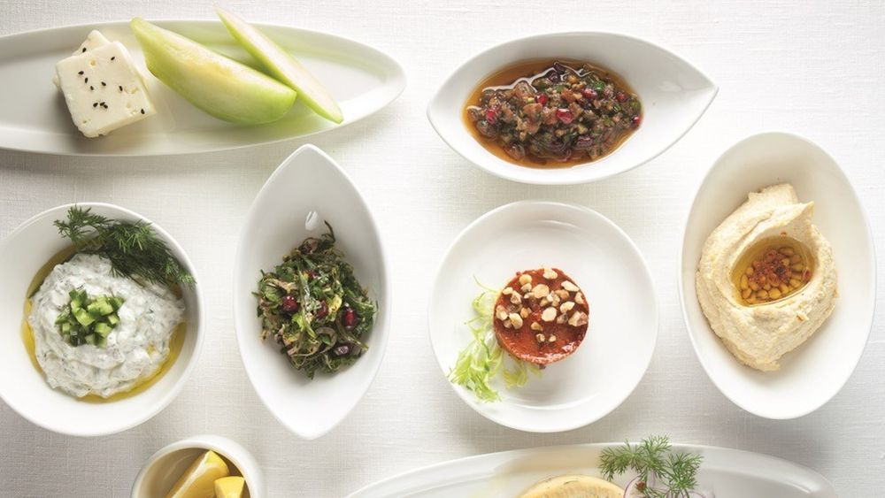 Destinații turcești ideale pentru nomazii digitali pasionați de gastronomia stradală / Ce delicii poți savura la colțul străzii în Istanbul, Izmir sau Antalya