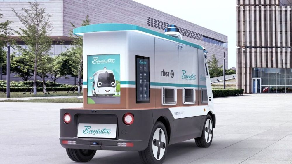 VIDEO | Rhea, Barista on demand, primul automat de cafea pe patru roți fără șofer, creat în Italia și premiat la un important concurs de design. De la „go-to-shop” la „shop-to-customer”