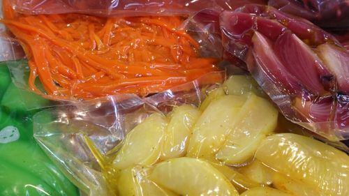 Minnesota, primul stat care țintește substanțele chimice din alimente / Dacă va fi adoptat, proiectul de lege va impune producătorilor de alimente să testeze produsele pentru ftalați și să transmită un raport către Departamentul Agriculturii