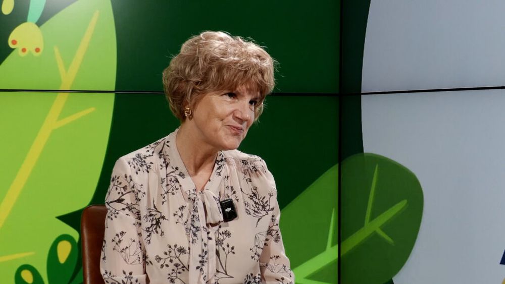 VIDEO | Cum recunoști un Salam de Sibiu autentic/ Carmen Gavrilescu explică semnele pe care trebuie să le cauți pe etichetă: „Noi am avut o dispută foarte mare chiar cu un producător care aducea din Ungaria un salam. Acesta imita inclusiv eticheta”