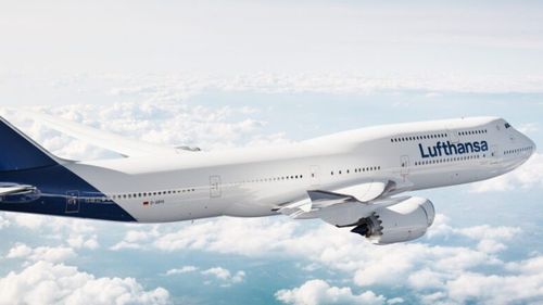 Lufthansa va înlocui actualul concept de catering pentru zborurile scurte și medii / „În ultimele luni, au avut loc numeroase discuții cu pasagerii companiei pentru a ajusta meniul în funcție de preferințele acestora”