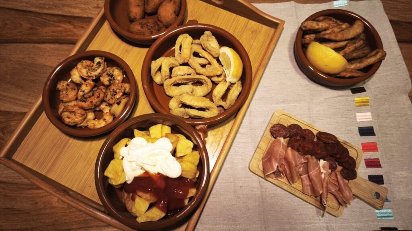 VIDEO | Rețetele Juanitei | Platou de duminică | Gustărele - tapas, dacă vrem să intrăm în atmosfera de vacanță iberică