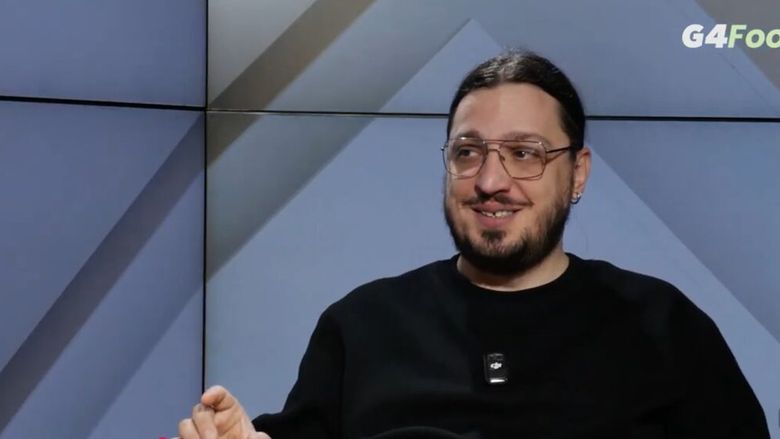VIDEO | De la sate și microregiuni la farfuria din restaurant / Chef Mihai Toader transformă poveștile locale în „bucătărie neo-românească”: „Nu e doar gătit, e cercetare de teren și memorie culinară”