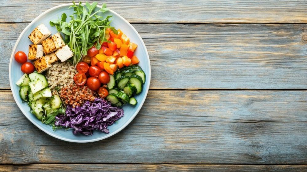 Cinci idei de prânz sănătos pe care le poți pregăti în 10 minute / Sunt perfecte când ai o zi încărcată sau când te grăbești 