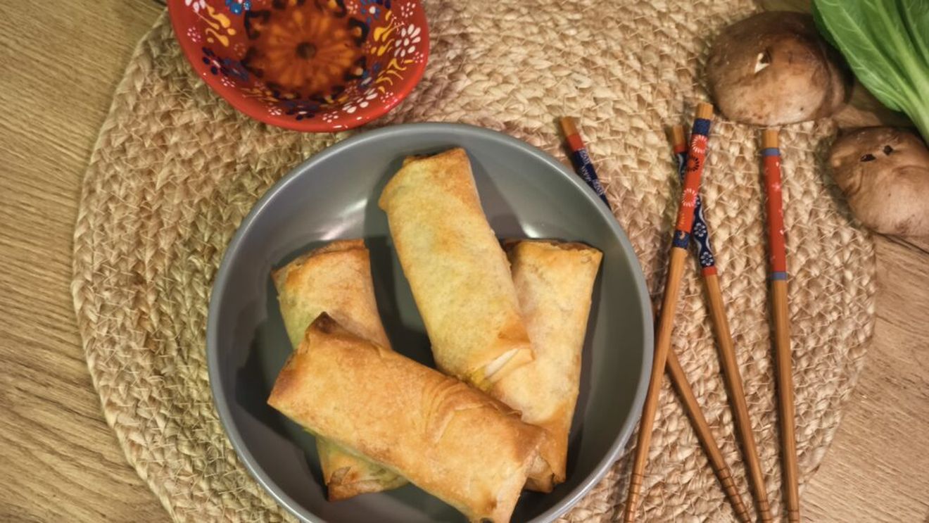 GALERIE FOTO Rețetele Juanitei | Pachețele de primăvară, cu gust asiatic, pline de legume sănătoase și foarte ușor de preparat/ Și nici nu trebuie prăjite ca să iasă perfect crocante
