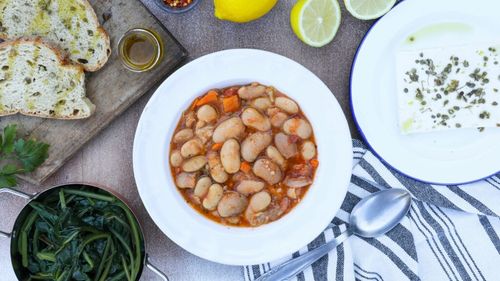 Fasolea marină - albă – este cea mai bună soluție împotriva constipației, conform dieteticienilor / O poți consuma în paste, salate, sandvișuri cu ton și alte  preparate care te vor ajuta să învingi constipația