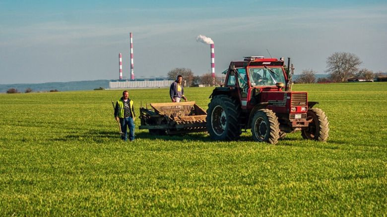Criza cerealelor: azotatul pentru fertilizare ar putea ajunge la 450 euro pe tonă/ În schimb, cerealele sunt cumpărate cu aproximativ 200 euro pe tonă/ Fermierii spanioli anunță proteste la Strasbourg