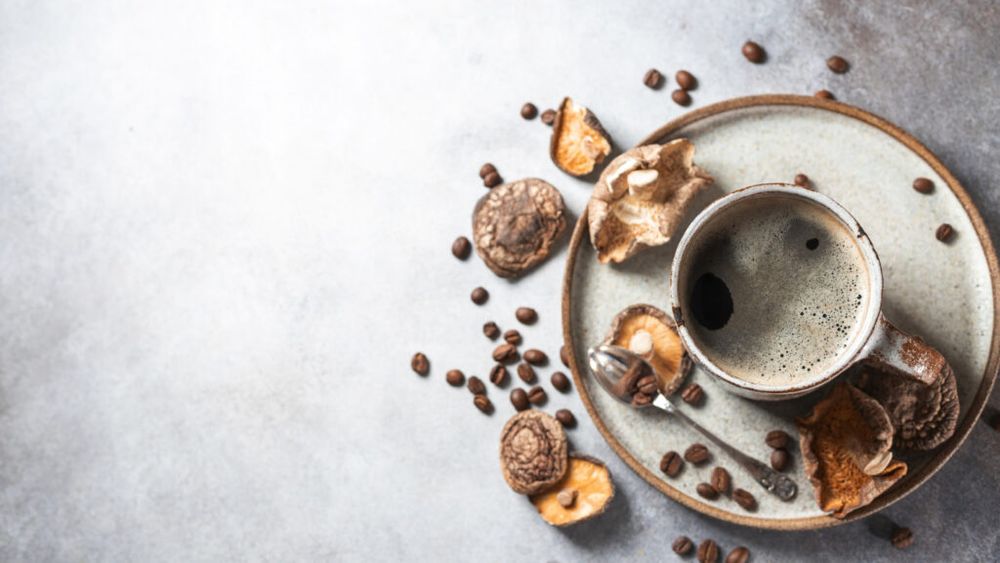 Cafeaua cu ciuperci poate avea beneficii la care nu te-ai fi gândit / Cum să o prepari, în funcție de produsul pe care îl alegi