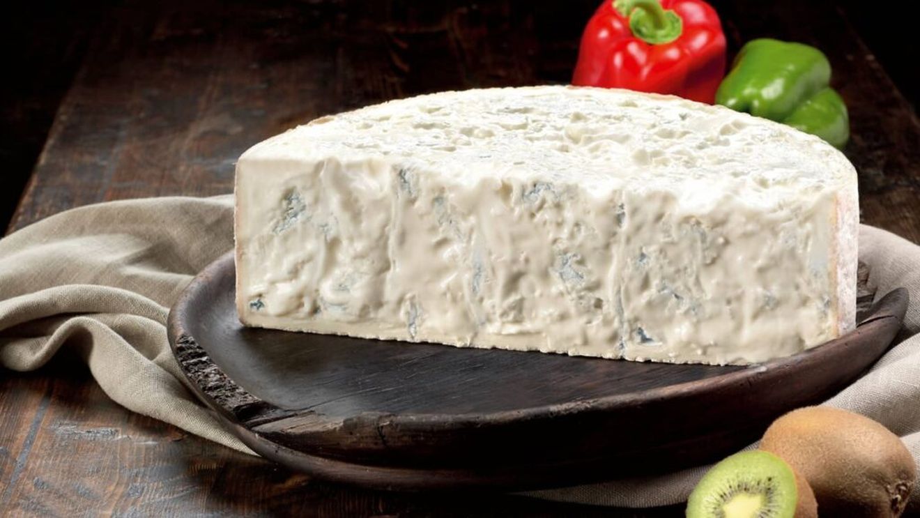 Războiul din jurul unui mucegai nobil și foarte profitabil. Cum își dispută două regiuni italiene brânza gorgonzola și un nesperat armistițiu
