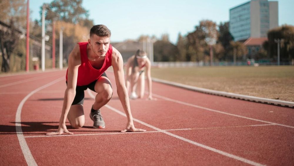 VIDEO | De la dorința de sănătate și performanță, la teama de „ce zice lumea”. Ce îi atrage și ce îi motivează pe tineri să facă sport? 