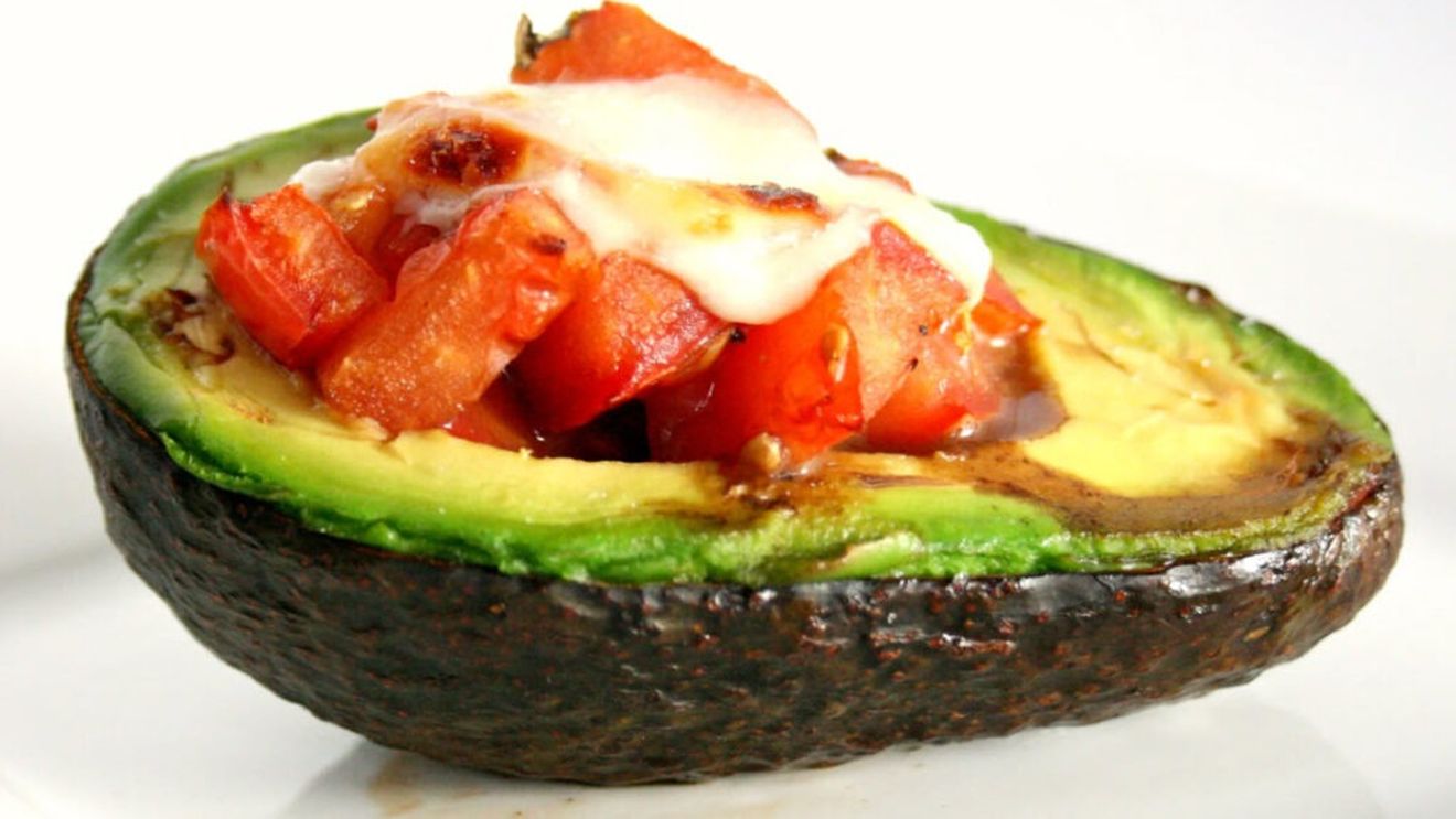 Zece preparate cu avocado, sănătoase, rapide și delicioase/ Avocado este unul dintre cele mai versatile și mai la modă ingrediente alimentare