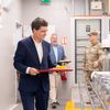 FOTO/Președintele Nicușor Dan a luat masa la popotă/ El a mâncat friptură cu porumb fiert, alături de oficialii și militarii americani