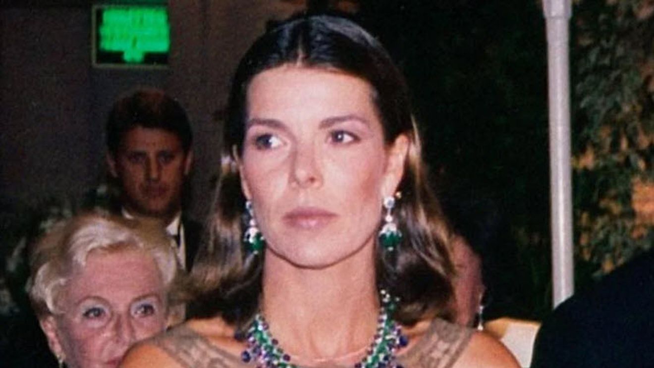 Colierul Tutti Frutti, podoaba cu nume de fructe de la Cartier/ Prințesa Carolina de Monaco îl adoră