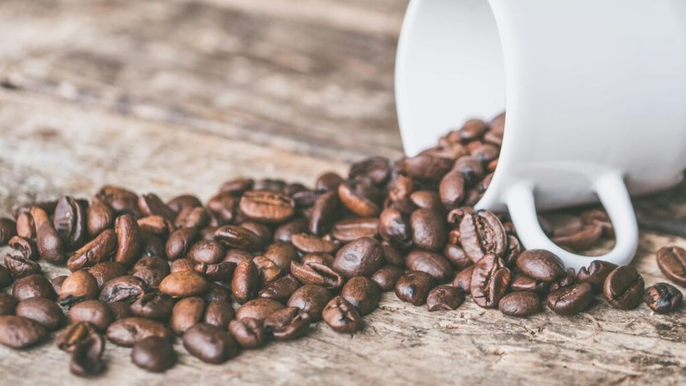 Cafeaua decofeinizată nu este complet fără cofeină / Într-o ceașcă se mai găsește o cantitate mică de aproximativ 2-5 miligrame de cofeină