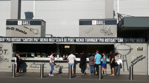 Un Grill Kaufland, amendat și închis temporar pentru mai multe nereguli