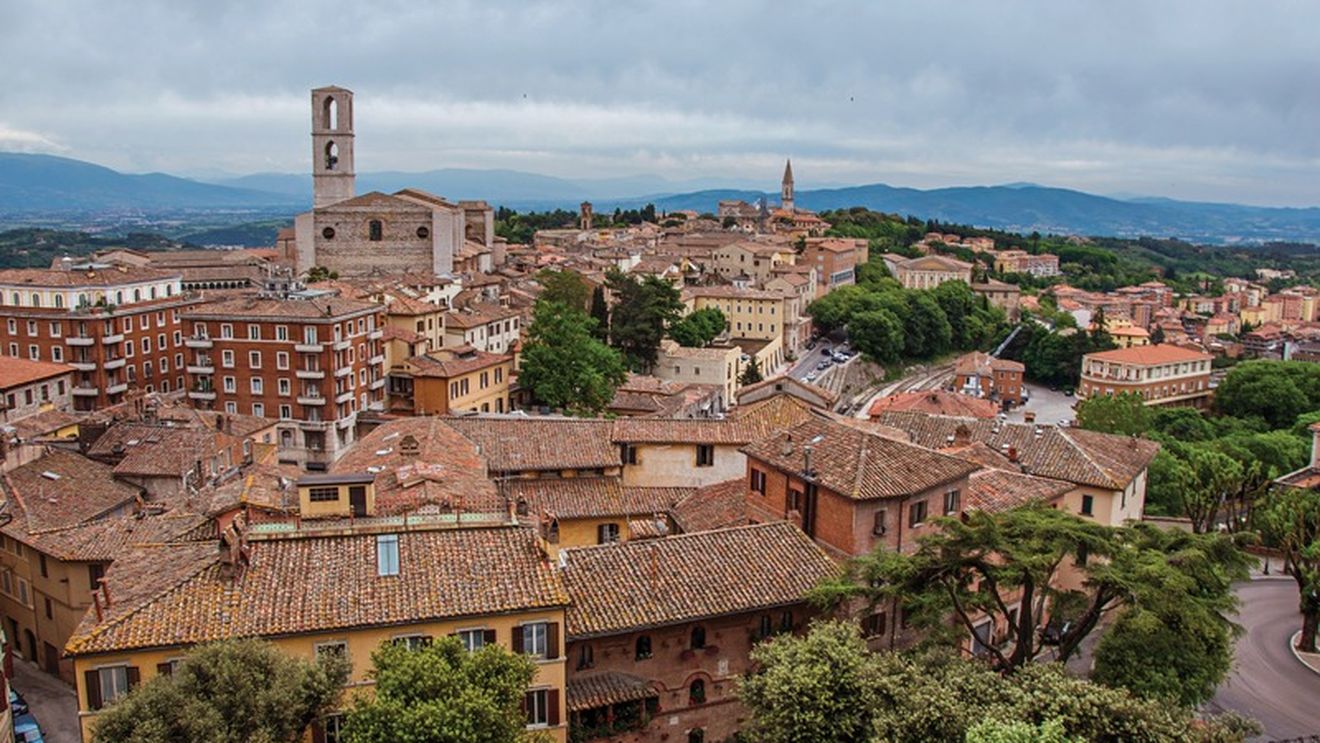 Orașul italian în care „ciocolata este regină”. Pare „înghețat” în Evul Mediu și este cunoscut drept „inima verde a Italiei”