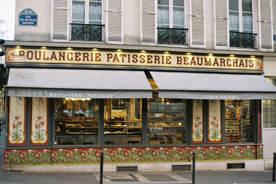 brutării-Paris-Beaumarchais-maia