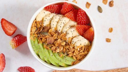 4 combinații de fructe care pot deveni toxice/Nutriționiștii ne sfătuiesc să nu combinăm, niciodată, fructele cu legumele, dar nici anumite fructe între ele, pentru că ne pot face mult rău