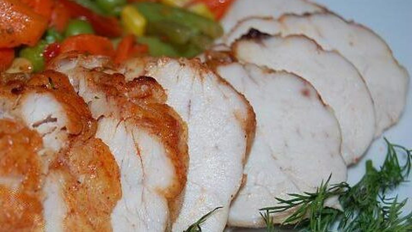 Cum prepari o pastramă de pui acasă/ Fără E-uri, fără nitriți - nitrați și fără conservanți/ Nu vei mai cumpăra mezeluri din comerț