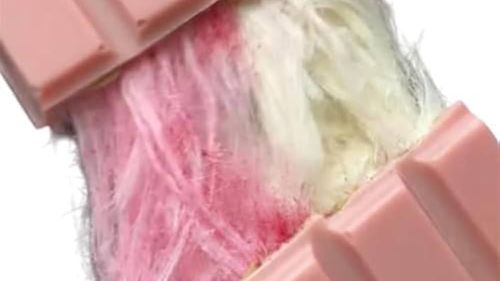 VIDEO | Ciocolata Dubai și-a găsit „rivala”. Noua senzație pe TikTok: ciocolata cu vată de zahăr, „Angel Hair Chocolate” / Cum poți să o prepari acasă