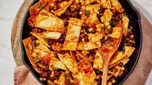 Enchilada cu fasole neagră, mâncarea perfectă într-o singură cratiță/Rețeta cu care nu vei da greș niciodată