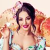 VIDEO | Alexandra Beatrice: „Bunica transforma cozonacul rămas într-o savarină” / Deserturile copilăriei care îi inspiră și astăzi creațiile