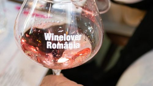 Specialiști români și străini au desemnat cele mai bune vinuri rose autohtone din 2024