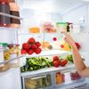 De ce frigiderul tău nu răcește toate alimentele la fel. Unde ar trebui să ții carnea, ouăle, laptele și legumele