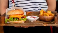 Americanii nu mai vor să plătească prețuri mari pentru fast-food / Checkers & Rally’s mizează pe un meniu complet de 4 dolari