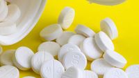 Noua pastilă pentru colesterolul „rău”. Aprobată recent de FDA, rivalizează cu statinele clasice
