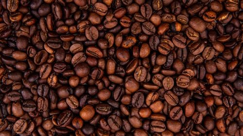 Cafeaua nu se va ieftini prea curând, în pofida reducerii tarifelor vamale americane / Preţurile la boabele de cafea Arabica au crescut la un nivel record luna trecută